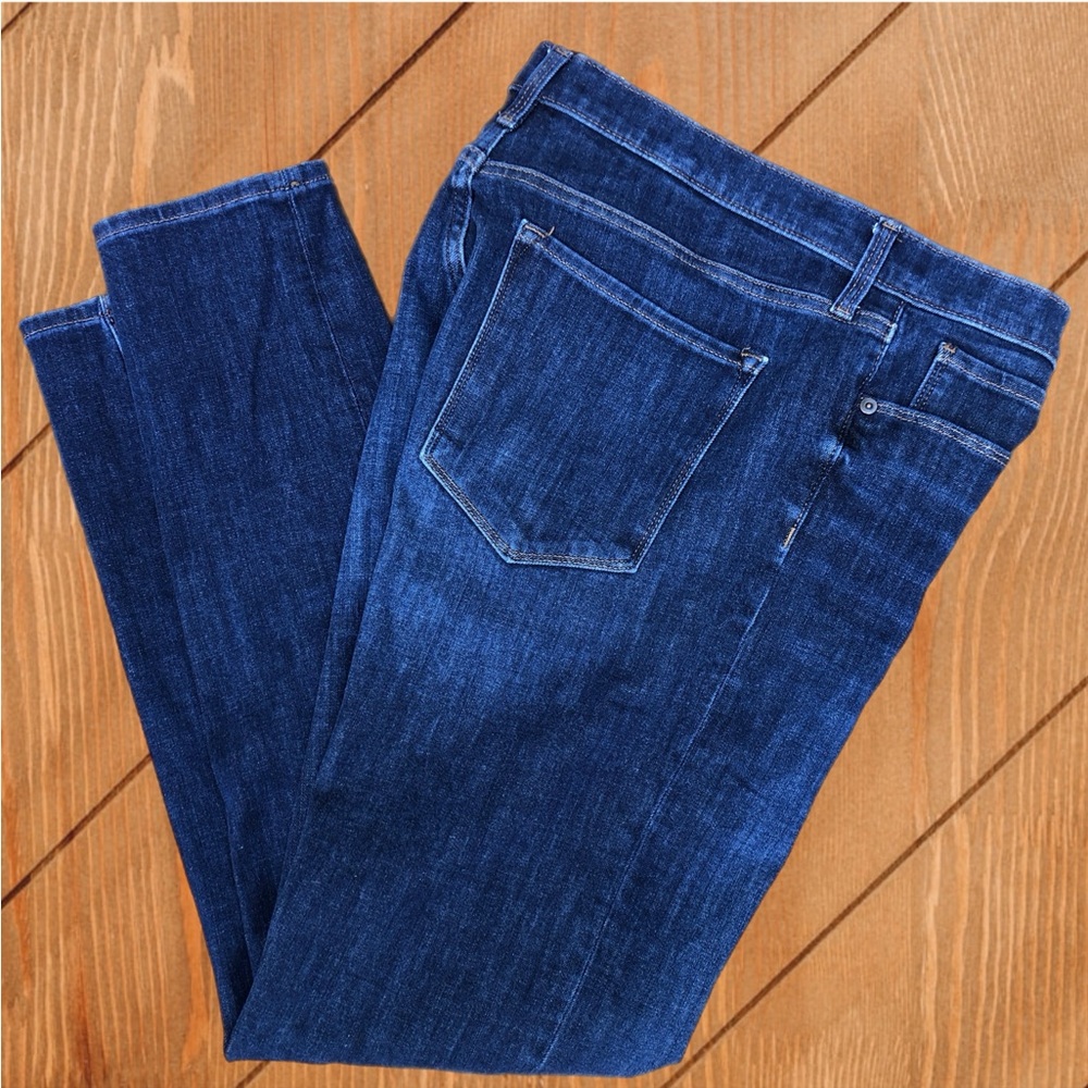 Banana Zero Gravity Jeans Skinny Stretch Dark Wash 32 Tall Like New